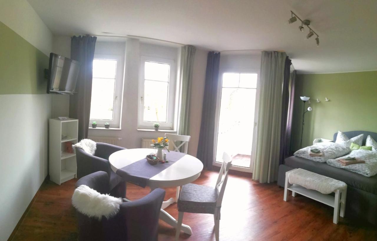 Ferienwohnung Am Kurpark Бад-Клостерлаусниц Экстерьер фото